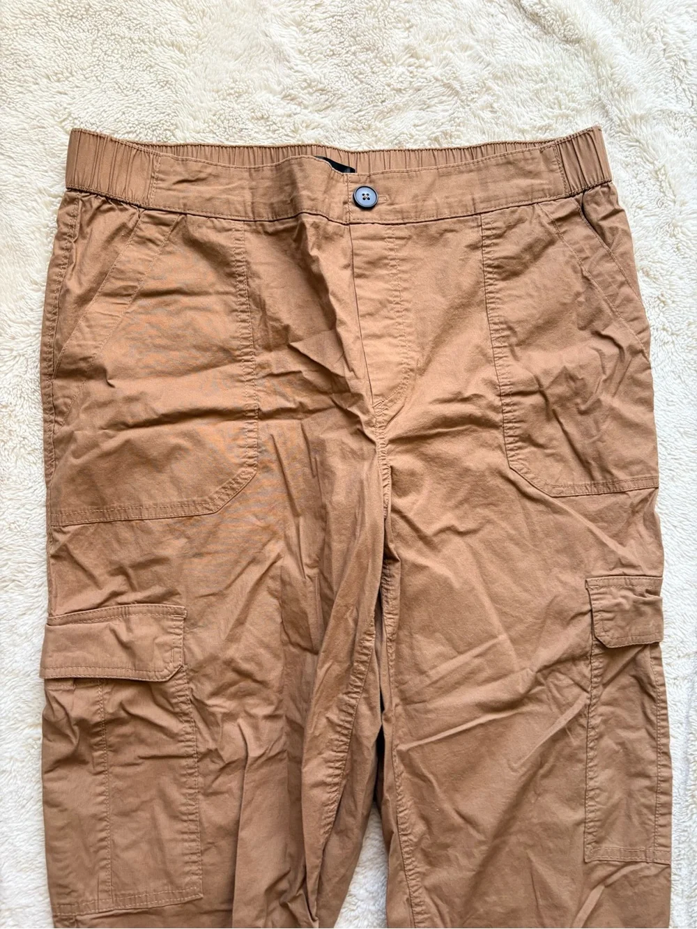Reitmans Utility Cargo Pants – Size XL | Utility‑Core Trend | Casual Minimalism - Picture 3 of 9